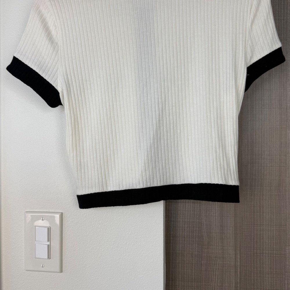 Reformation White Black Aminara Knit Short Sleeve Top Old Money Size Large - Picture 12 of 14